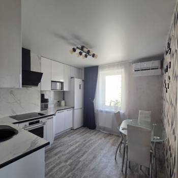 Продается 1-комнатная квартира, 41,6 м²