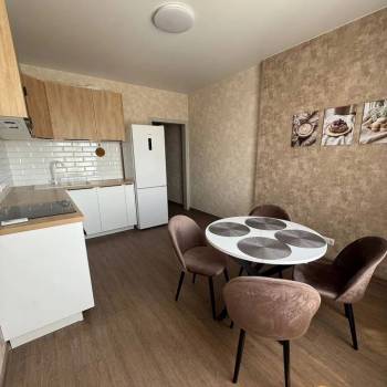 Сдается 1-комнатная квартира, 42,5 м²