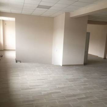 Сдается Нежилое помещение, 140 м²
