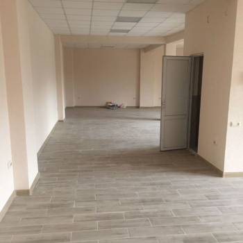 Сдается Нежилое помещение, 140 м²