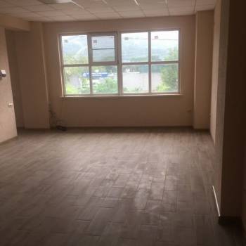 Сдается Нежилое помещение, 140 м²