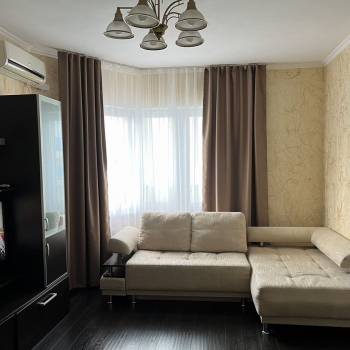 Сдается 1-комнатная квартира, 41 м²