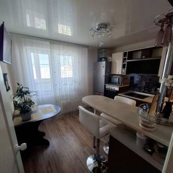 Продается 1-комнатная квартира, 37,8 м²