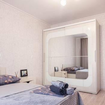 Сдается Многокомнатная квартира, 90 м²