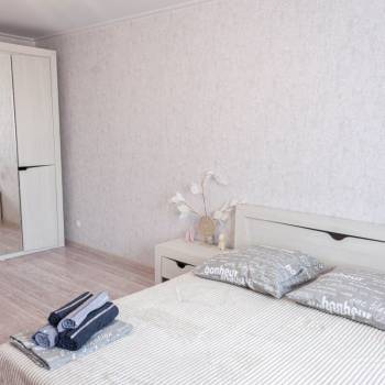 Сдается Многокомнатная квартира, 90 м²