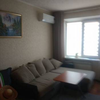 Продается 1-комнатная квартира, 30 м²