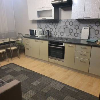 Сдается 2-х комнатная квартира, 63 м²
