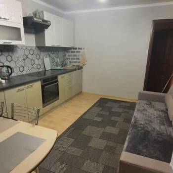 Сдается 2-х комнатная квартира, 63 м²