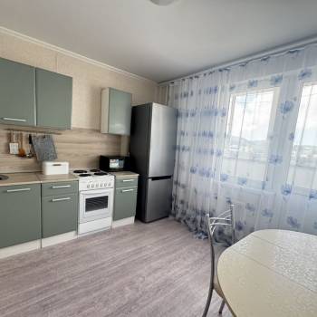 Продается 1-комнатная квартира, 37,6 м²