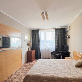 Сдается 1-комнатная квартира, 45 м²
