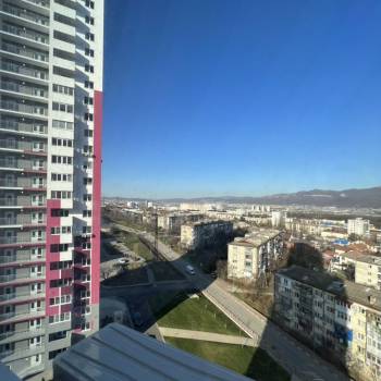 Продается Многокомнатная квартира, 76 м²