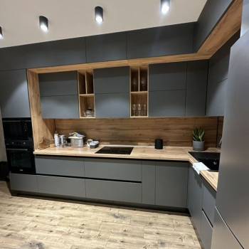 Продается 2-х комнатная квартира, 83 м²