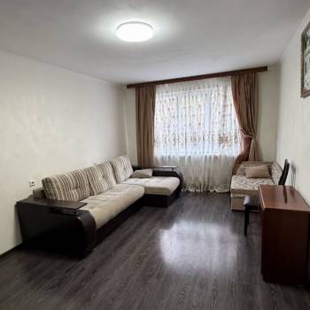 Сдается 2-х комнатная квартира, 60 м²
