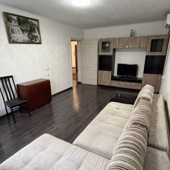 Сдается 2-х комнатная квартира, 60 м²