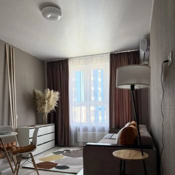 Сдается 1-комнатная квартира, 42 м²