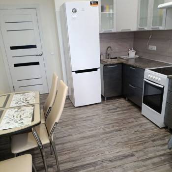 Сдается 1-комнатная квартира, 46 м²