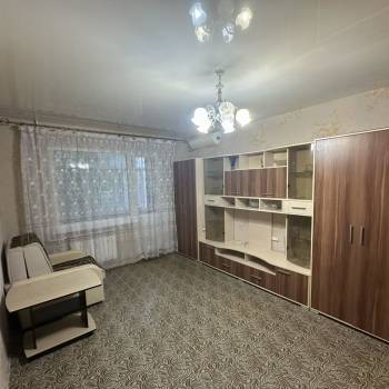 Сдается 1-комнатная квартира, 40 м²