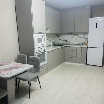 Сдается 2-х комнатная квартира, 58 м²