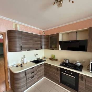 Сдается Многокомнатная квартира, 110 м²