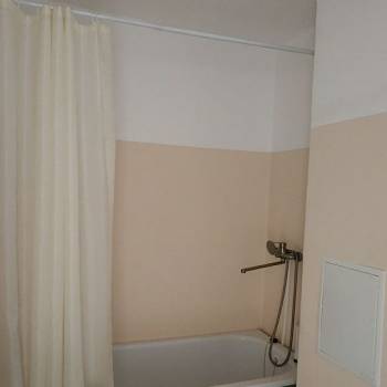 Сдается 2-х комнатная квартира, 63 м²
