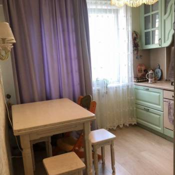Продается 3-х комнатная квартира, 64 м²