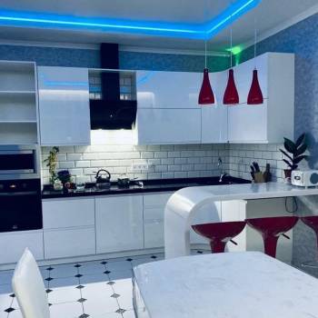 Сдается Дом, 183 м²