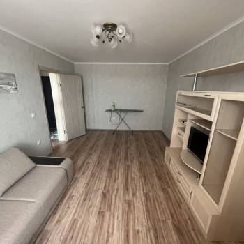 Сдается 1-комнатная квартира, 39 м²