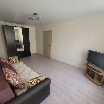 Сдается 1-комнатная квартира, 37,8 м²