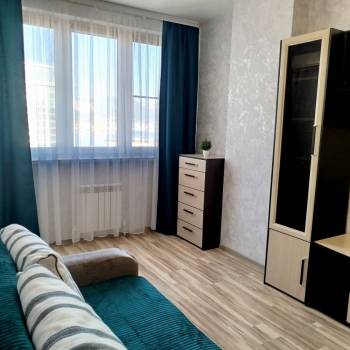 Сдается 1-комнатная квартира, 38 м²