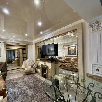 Сдается 2-х комнатная квартира, 63 м²