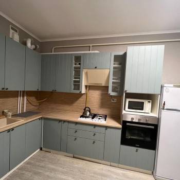 Сдается 1-комнатная квартира, 60 м²
