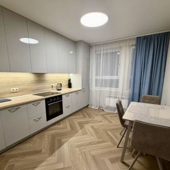Сдается 1-комнатная квартира, 38 м²