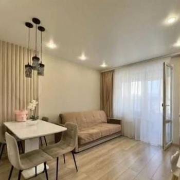 Продается 2-х комнатная квартира, 56 м²