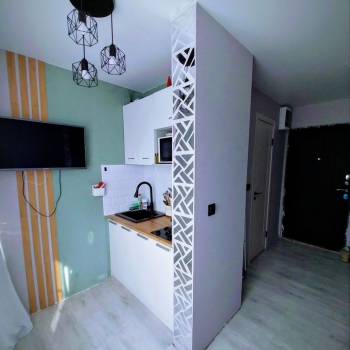 Продается 1-комнатная квартира, 13,5 м²