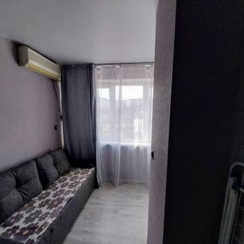 Продается 1-комнатная квартира, 13,5 м²