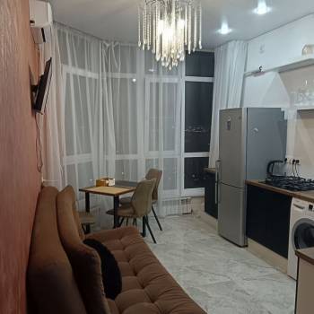 Сдается 1-комнатная квартира, 42 м²