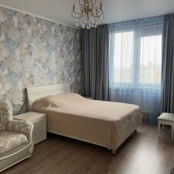 Продается 1-комнатная квартира, 37,6 м²