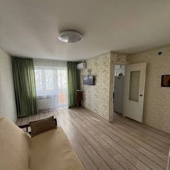 Продается 1-комнатная квартира, 30,2 м²