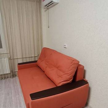 Сдается 1-комнатная квартира, 39 м²