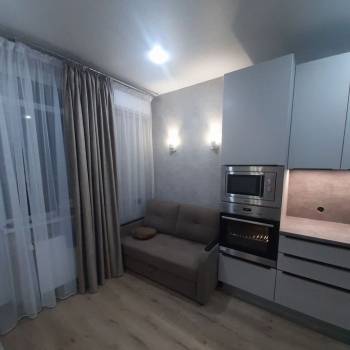 Сдается 1-комнатная квартира, 46 м²