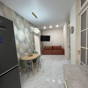 Продается 2-х комнатная квартира, 56 м²