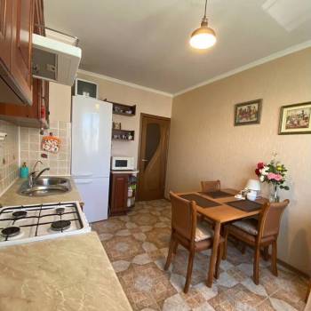 Продается 3-х комнатная квартира, 63 м²