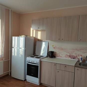 Сдается 1-комнатная квартира, 37 м²