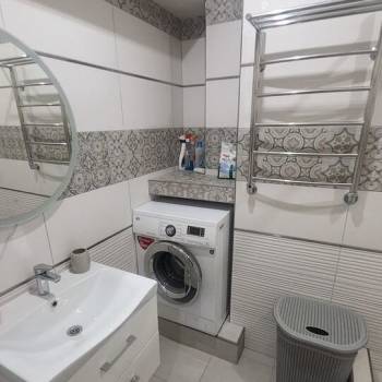 Сдается 2-х комнатная квартира, 65 м²