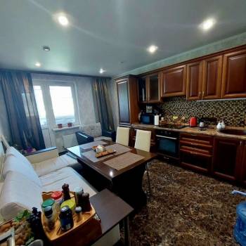 Продается 2-х комнатная квартира, 65,2 м²