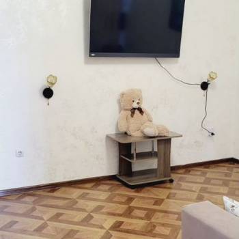 Сдается 2-х комнатная квартира, 80 м²