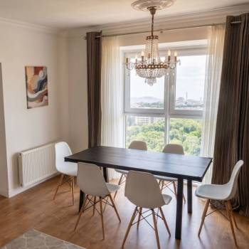 Продается 3-х комнатная квартира, 90 м²