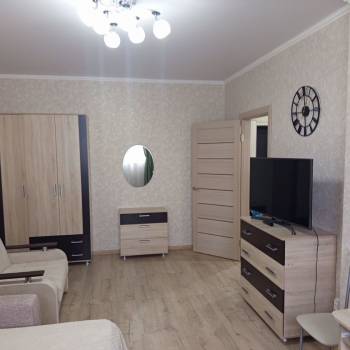 Сдается 1-комнатная квартира, 39 м²