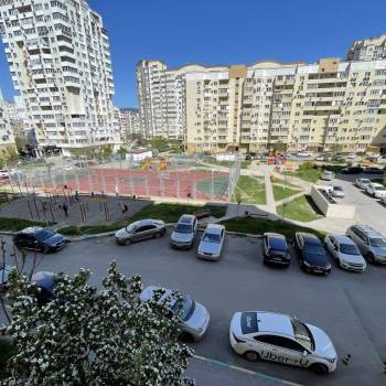 Сдается 1-комнатная квартира, 43 м²
