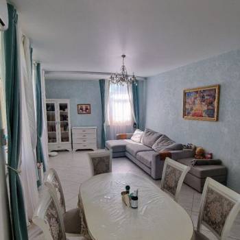 Продается 3-х комнатная квартира, 122 м²